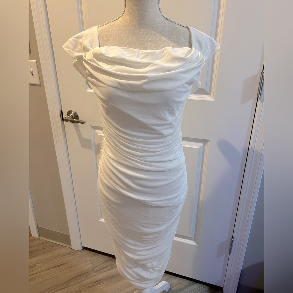 White - L - Sexy Women’s off the shoulder Dress - *NEW* without tags.